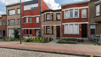 Eengezins woning te koop in DEURNE