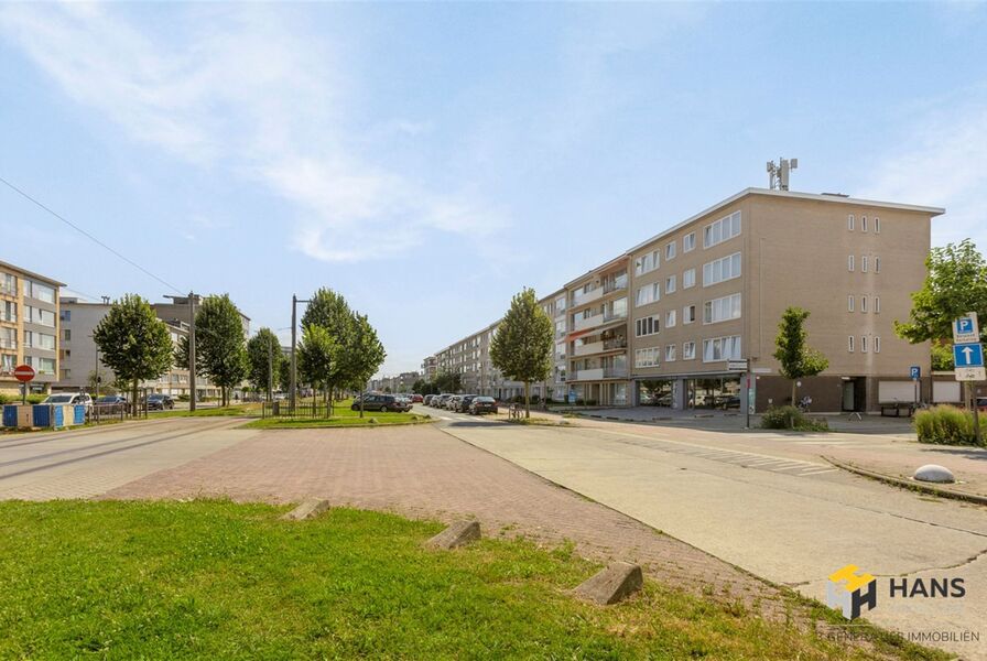 Appartement te koop in DEURNE