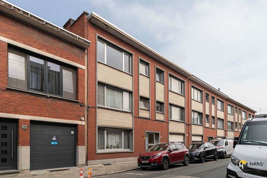 Appartement te koop in DEURNE