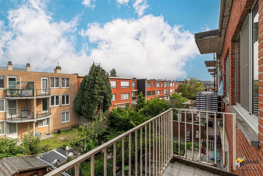 Appartement te koop in DEURNE