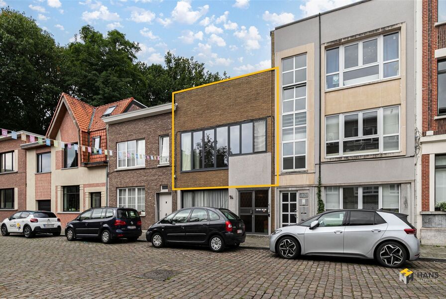 Appartement te koop in DEURNE