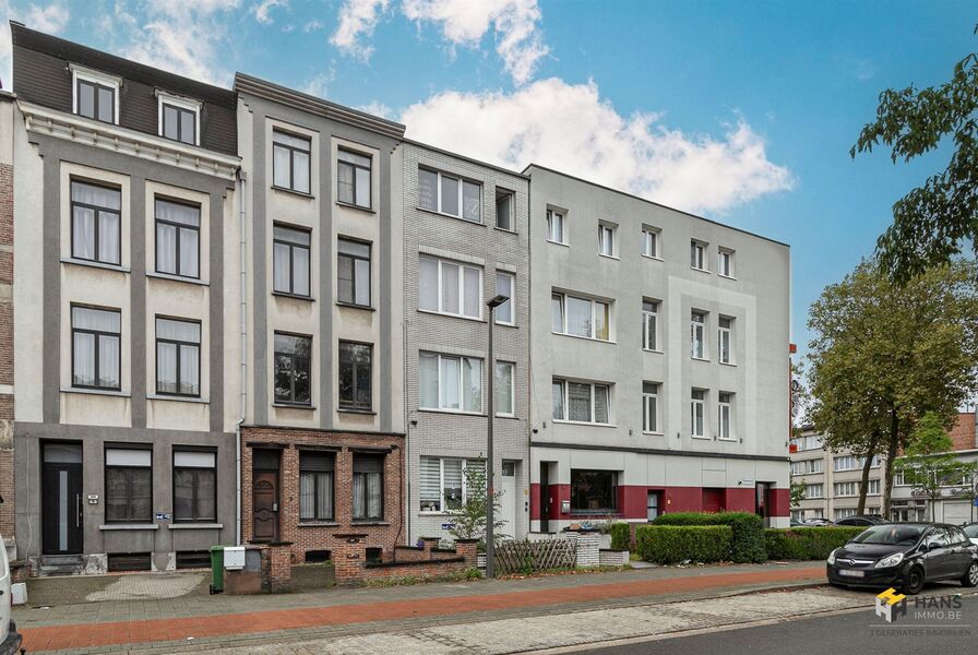 Appartement te koop in DEURNE