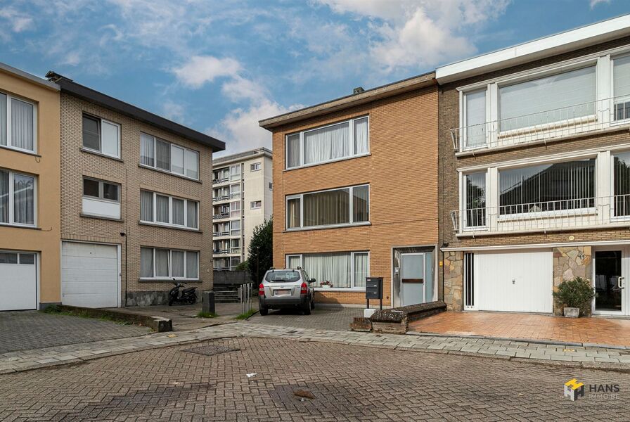 Appartement te koop in DEURNE