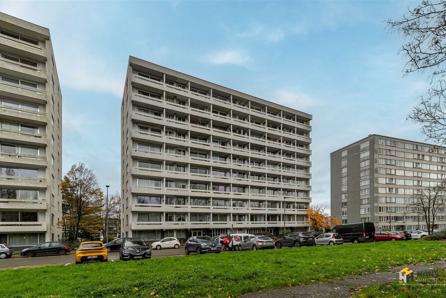 Appartement te koop in DEURNE