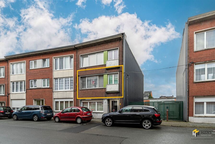 Appartement te koop in DEURNE