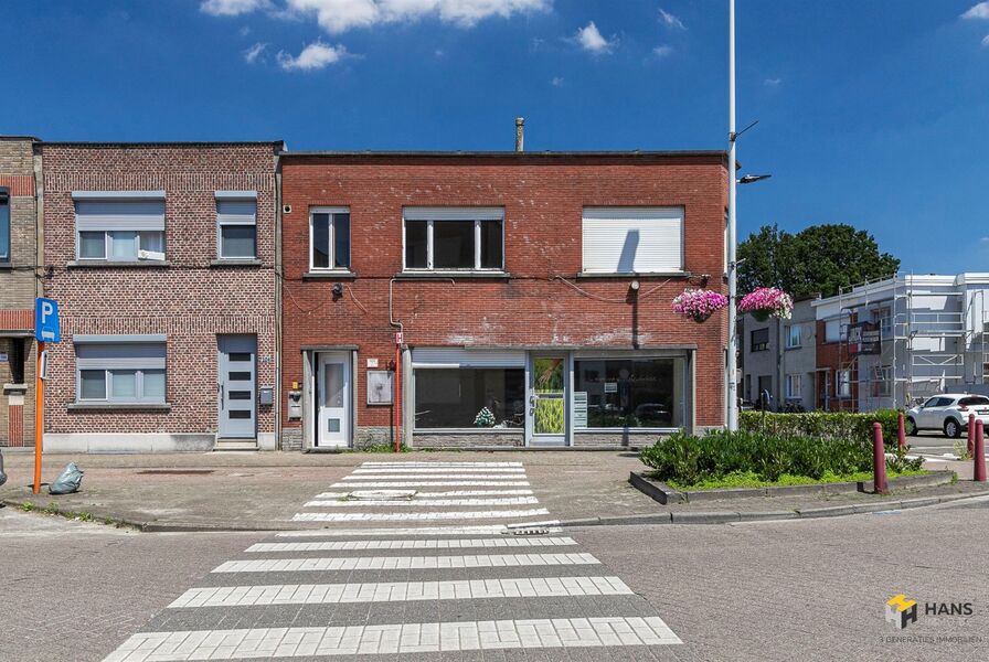 Appartementsgebouw te koop in BORSBEEK