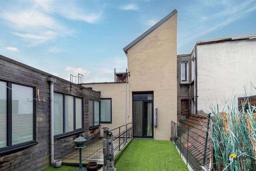 Appartementsgebouw te koop in DEURNE