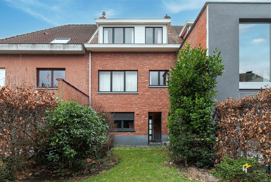 Bel-etage te koop in KAPELLEN