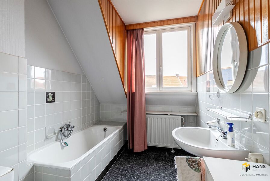 Bel-etage te koop in KAPELLEN