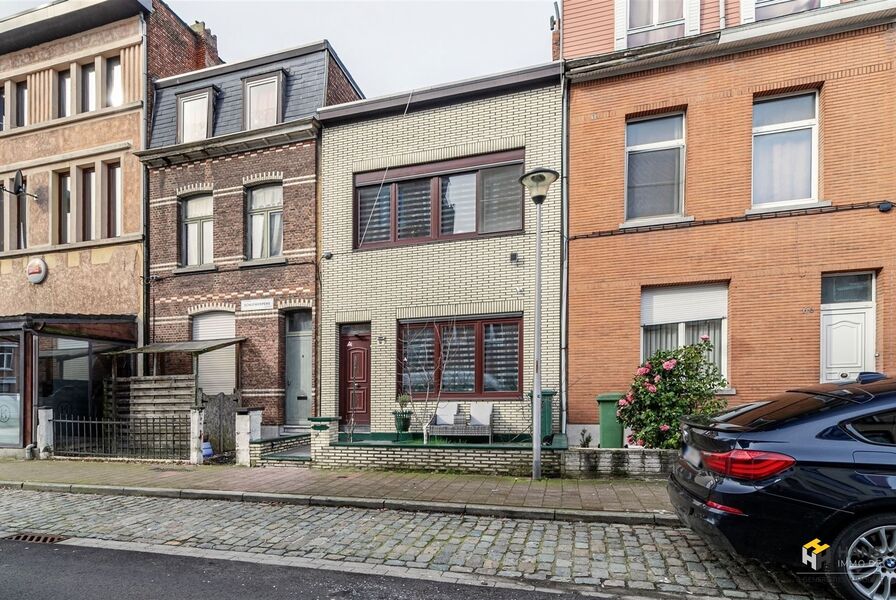 Eengezins woning te koop in ANTWERPEN