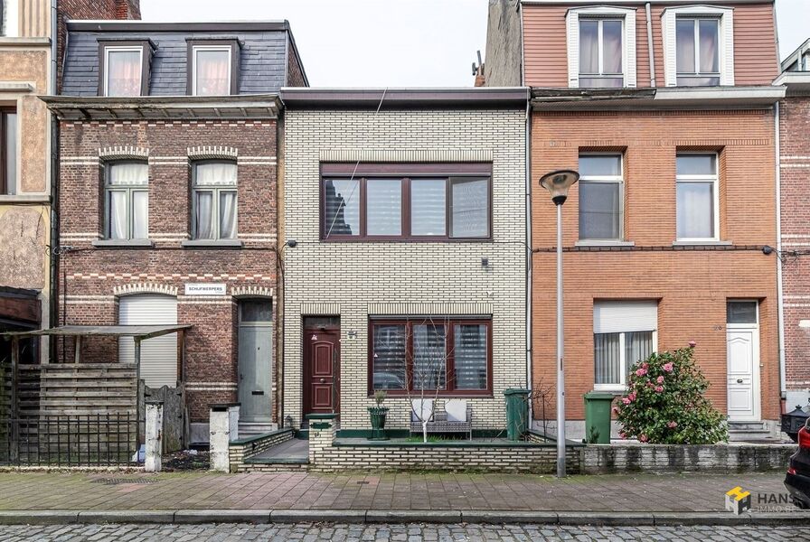 Eengezins woning te koop in ANTWERPEN