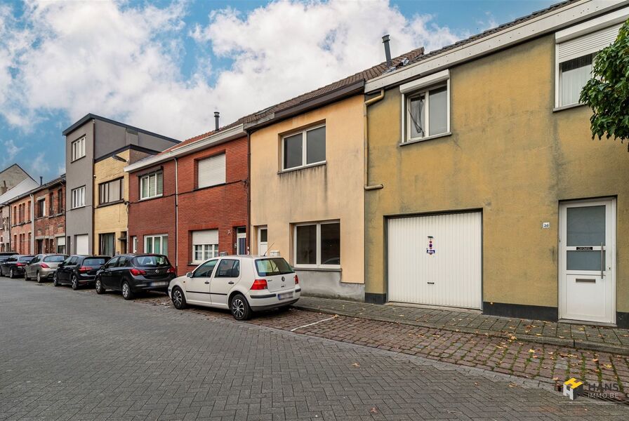 Eengezins woning te koop in MERKSEM