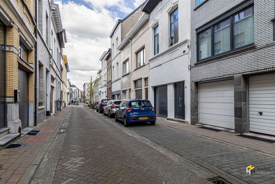 Parking / Garagebox te koop in BERCHEM