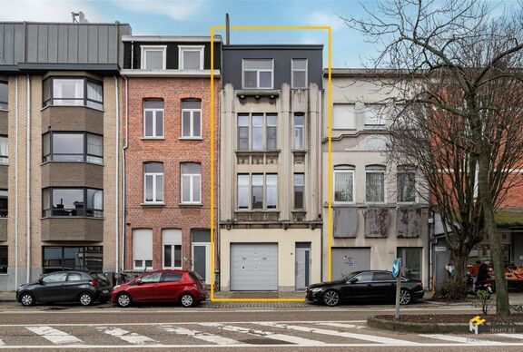 Appartementsgebouw te koop in DEURNE